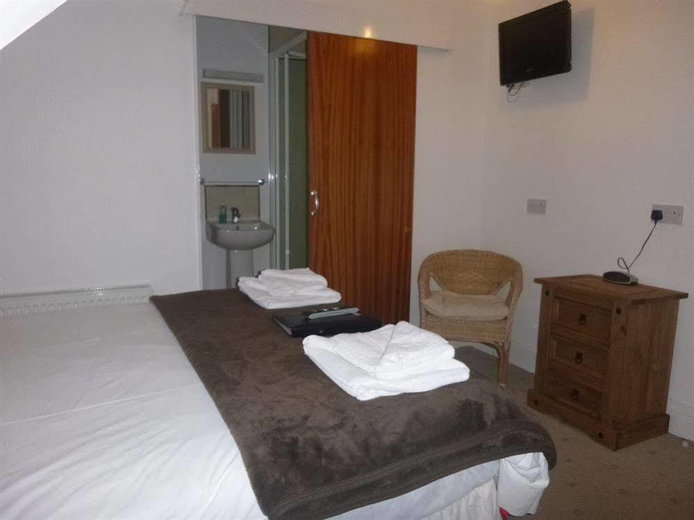 Oasis House Hotel Falmouth Ngoại thất bức ảnh