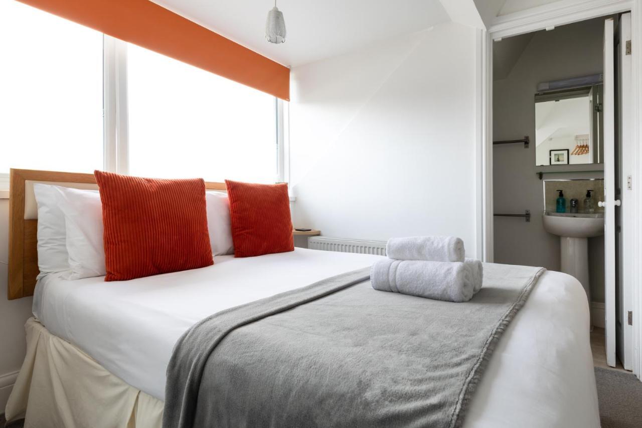 Oasis House Hotel Falmouth Ngoại thất bức ảnh