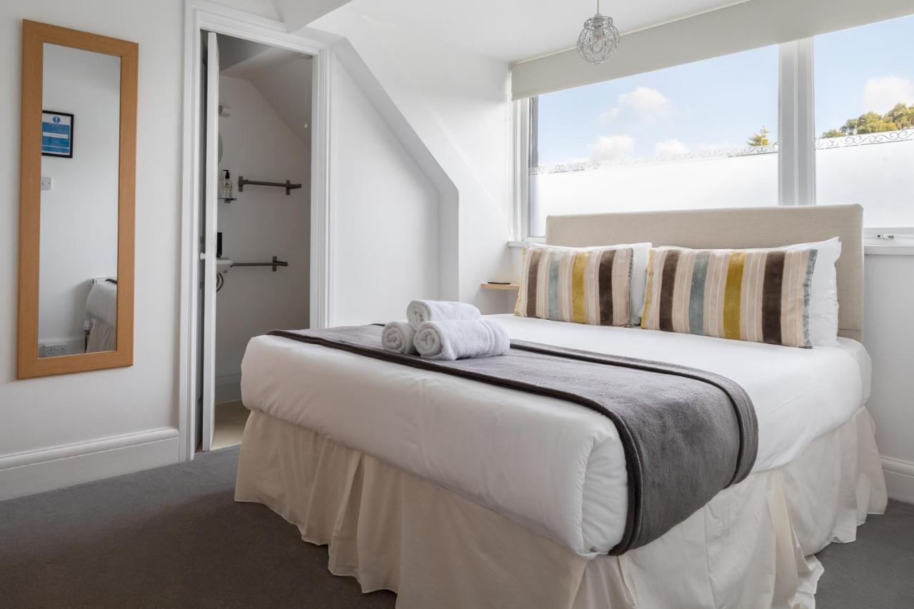 Oasis House Hotel Falmouth Ngoại thất bức ảnh